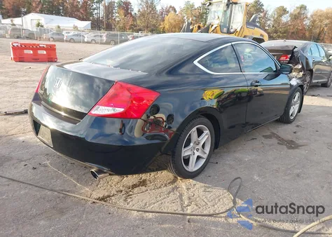 2011 Honda Accord 2.4 Lx-S z USA, uszkodzony, nr VIN 1HGCS1A35BA012620